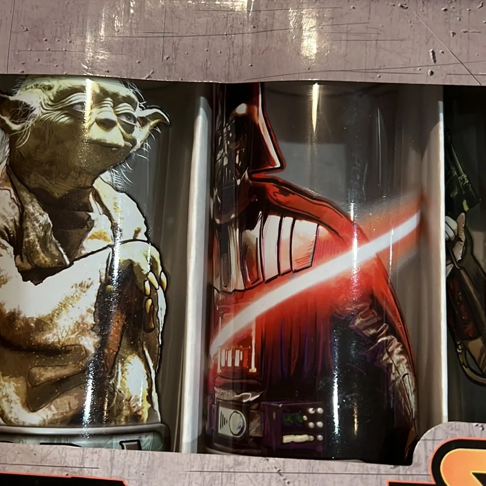 Star Wars glassware set, new in package‎